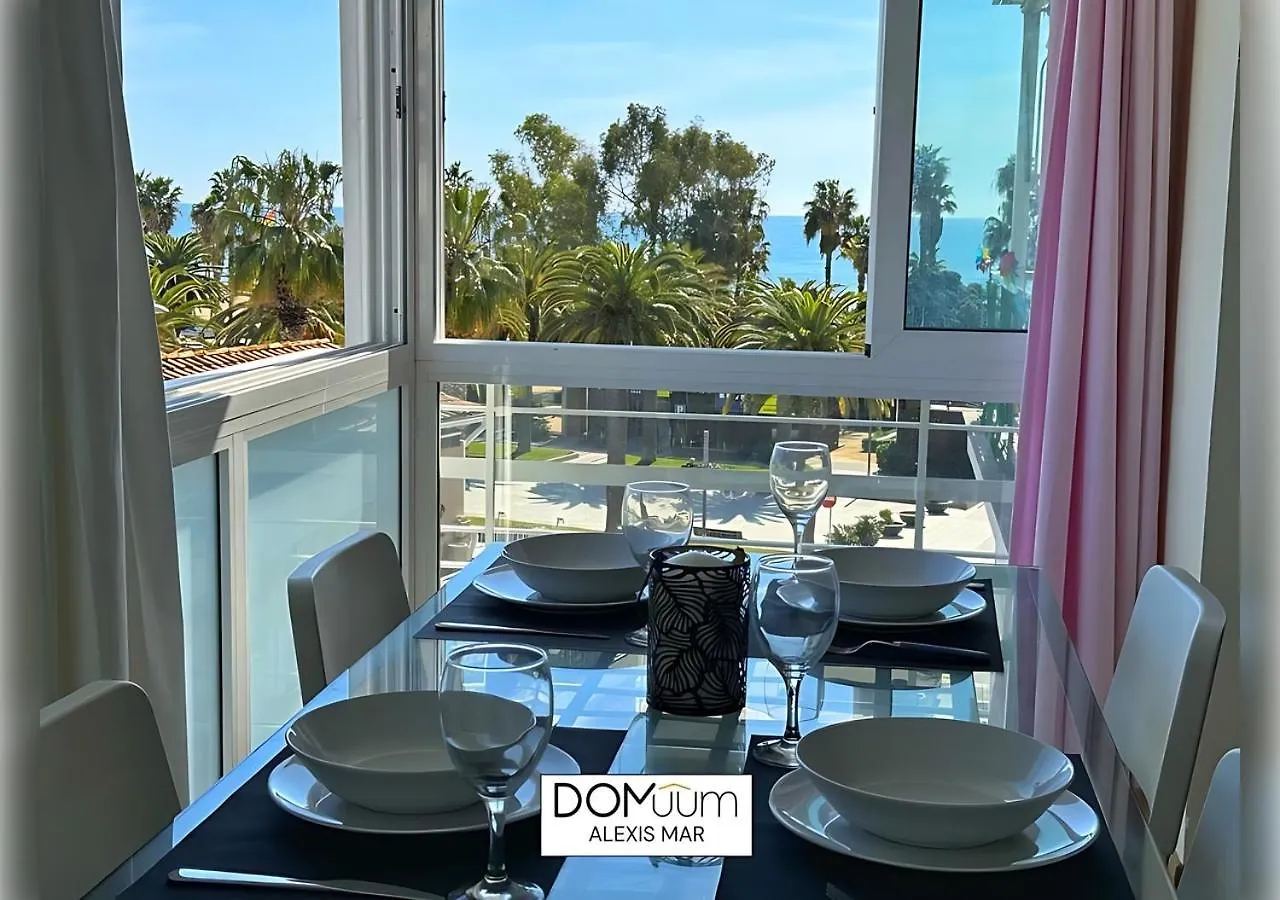 Domuum Holidays - Alexis Mar Salou